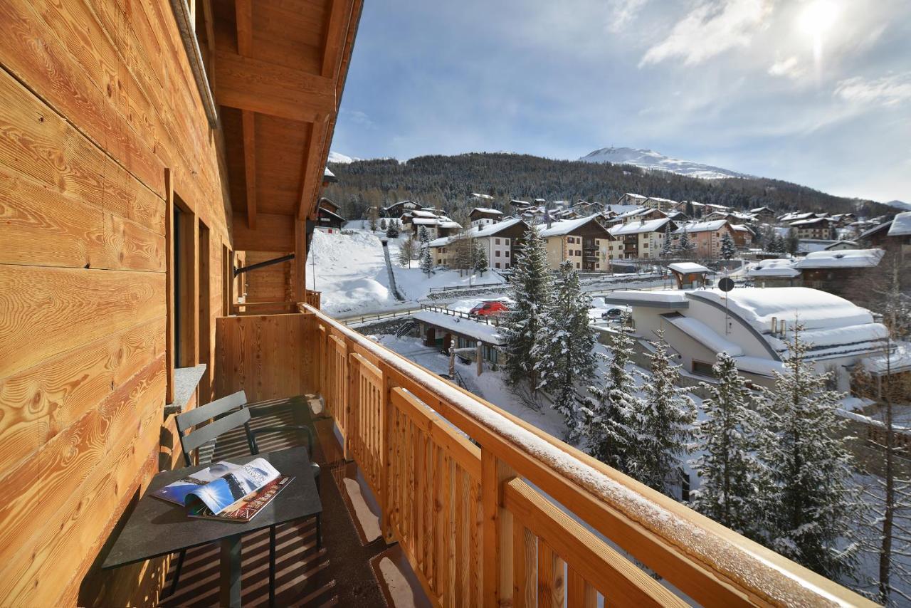 Hotel Bucaneve Livigno Exteriör bild